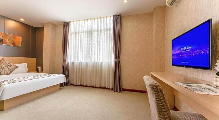 Kaiping Sanbu Junying Hotel