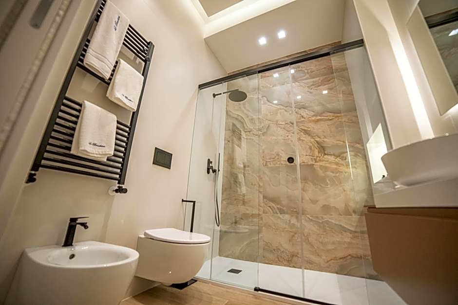 LA BANCHINA LUXURY SUITES