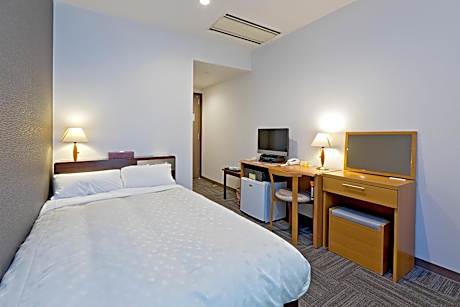 Double Room with Small Double Bed - Non-Smoking