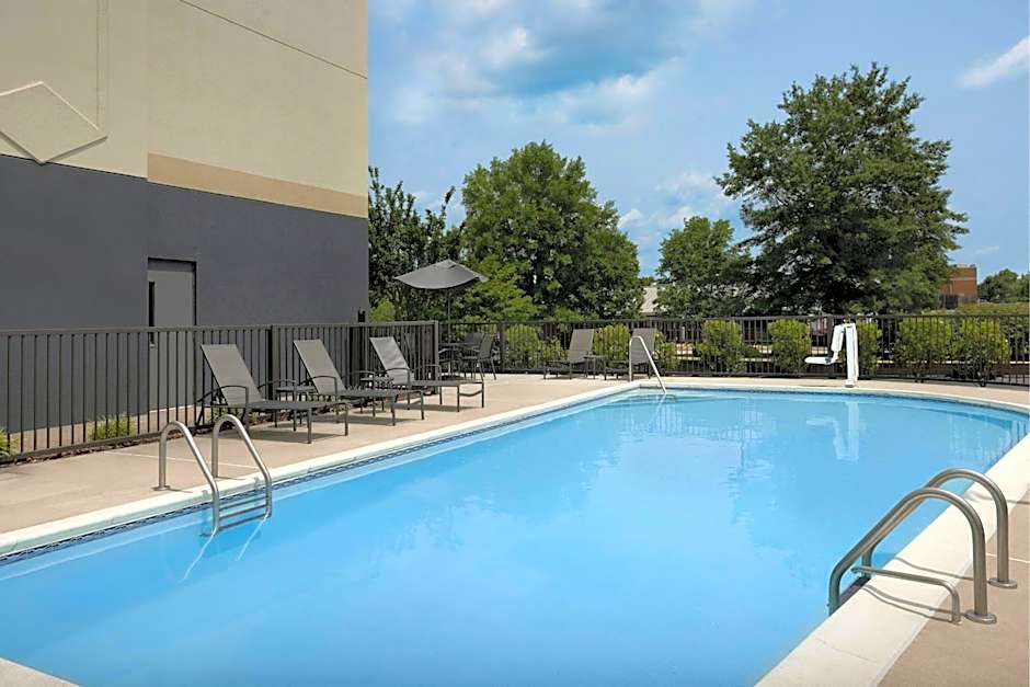 Fairfield Inn & Suites by Marriott Winston-Salem Hanes Mall