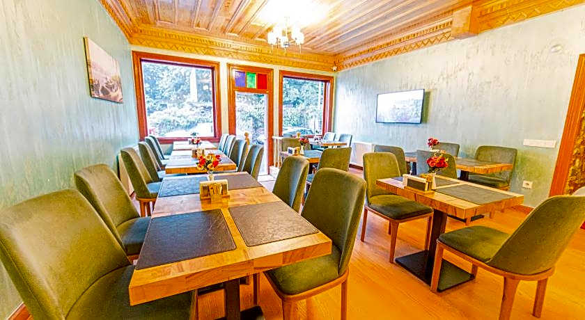 Acacia Mansion Hotel