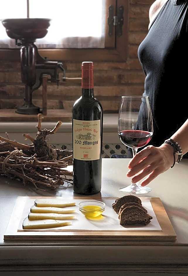 Hotel-Bodega La Casa del Cofrade