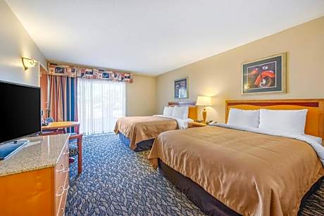 Queen Room with Two Queen Beds - Non-Smoking/First Floor