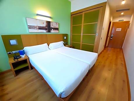 Double or Twin Room with Parking