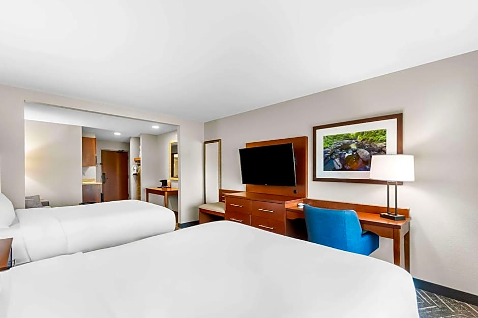 Comfort Inn & Suites Mountain Iron and Virginia