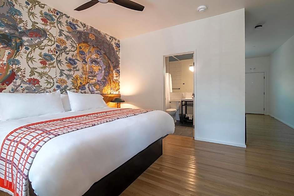 Talbot Commons Hotel