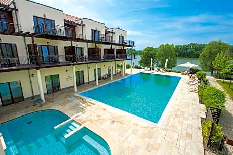 Tisza Balneum Hotel