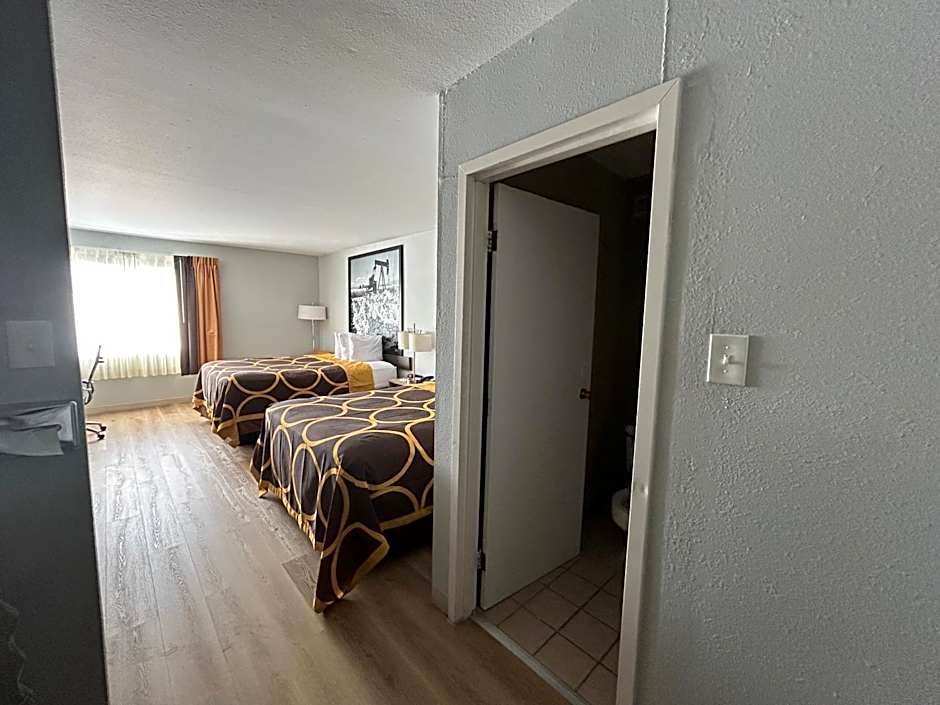 Super 8 by Wyndham Sterling CO