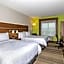 Holiday Inn Express Hotel & Suites Woodbridge By IHG