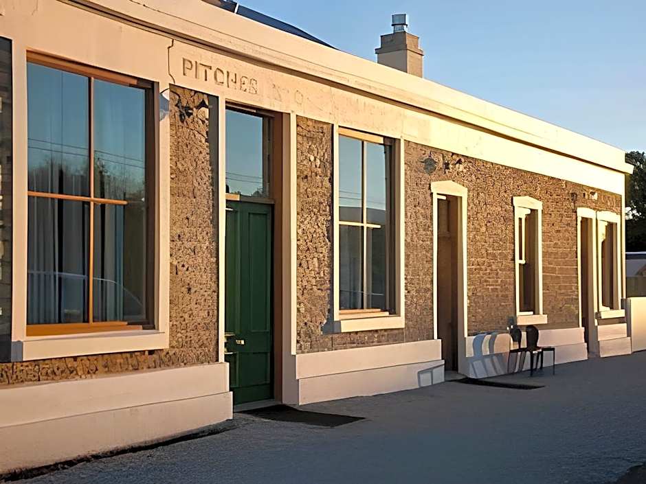 Pitches Store Accommodation