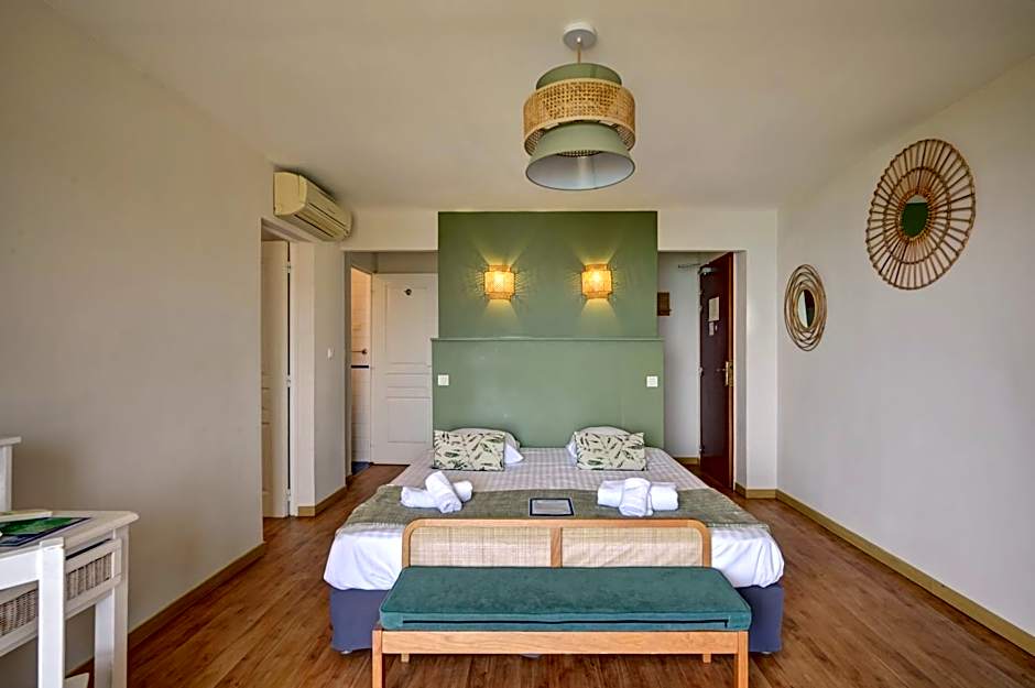 "Cap Riviera" Hotel & Restaurant Saint Aygulf