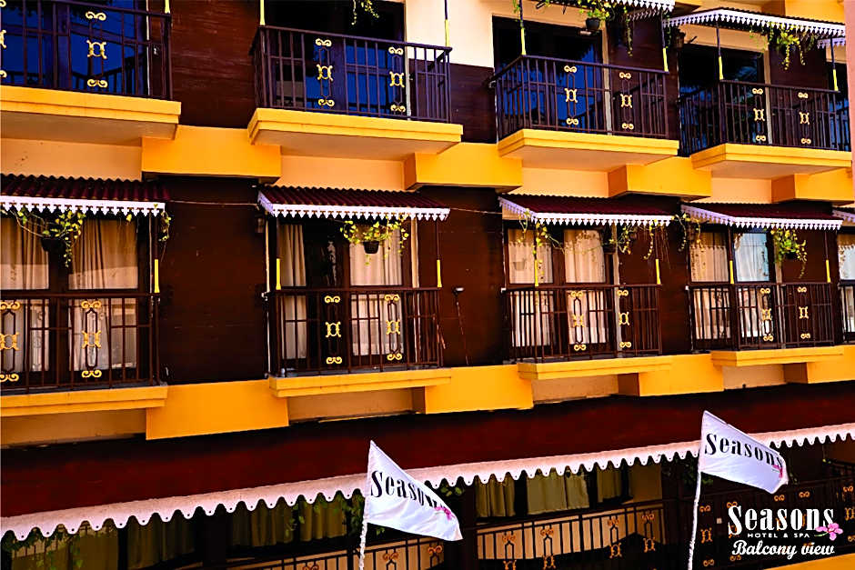 Seasons Hotel & Spa