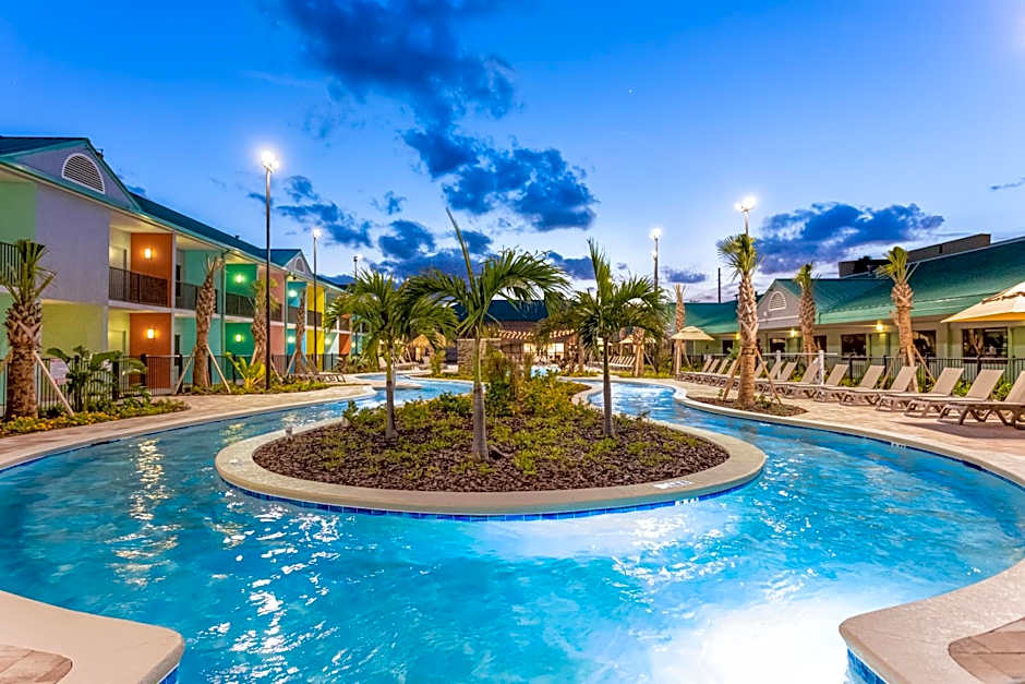 Beachside Hotel and Suites