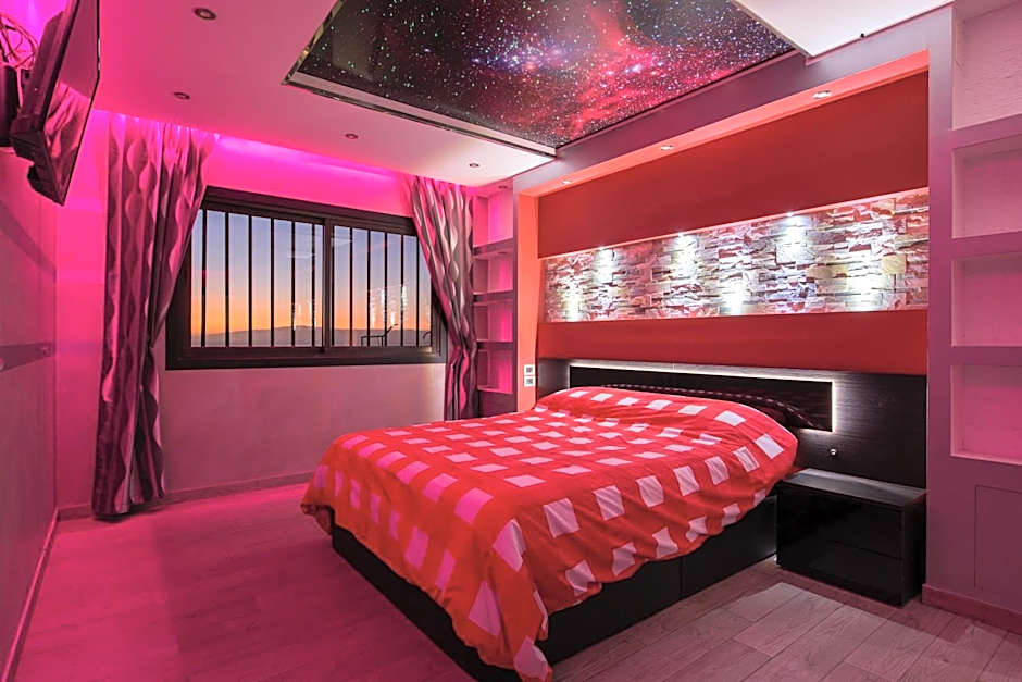 109 Penthouse , incredible view, Marco