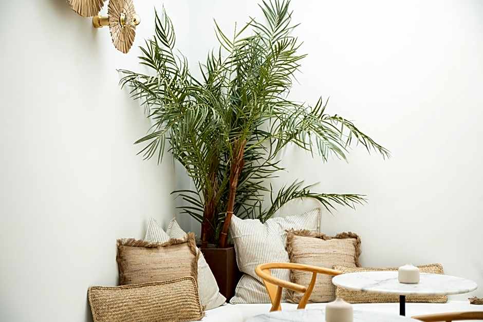 Rooms by JovA