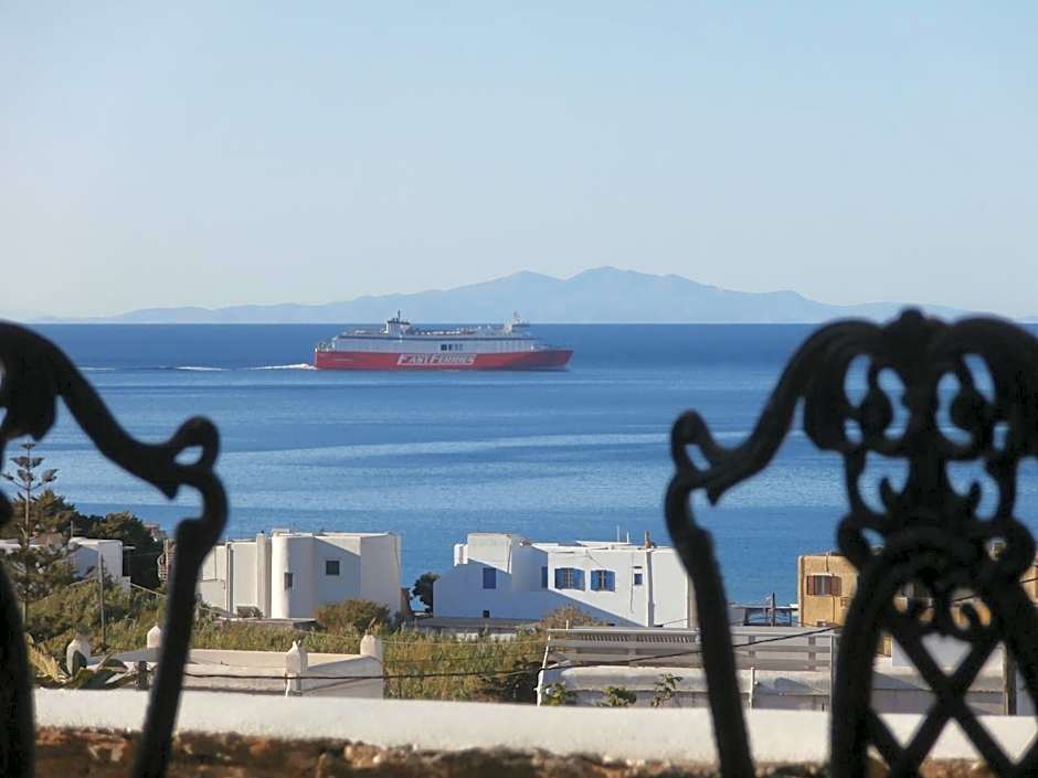 Kionia Galini Bangalows