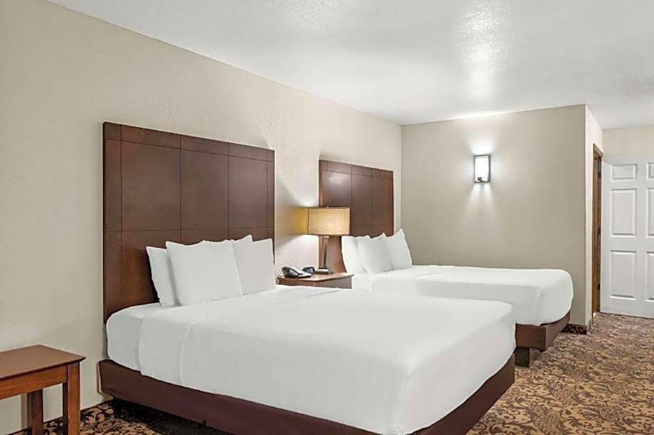 Best Western George West Executive Inn