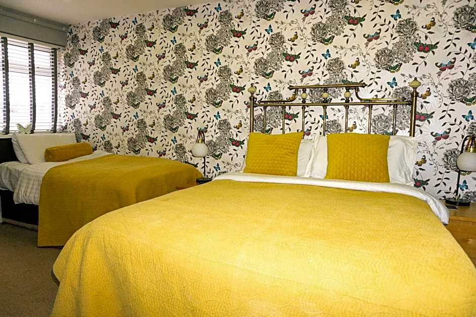 Kenley Hotel