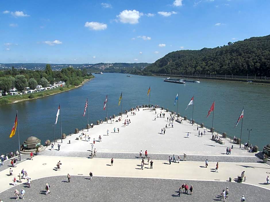 Hotel zur Burg Nürburg