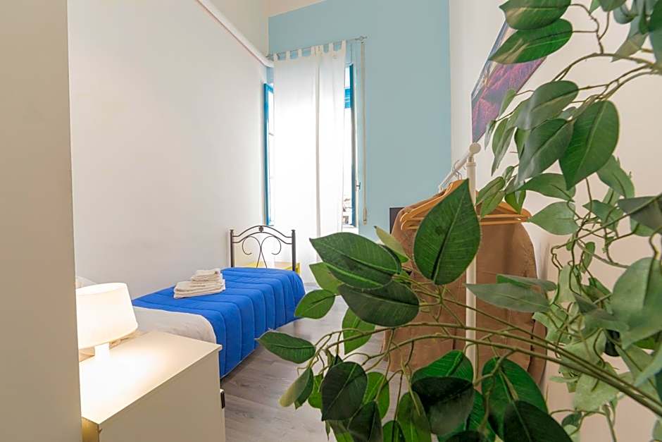 Tra L'Etna E Il Mare B&B