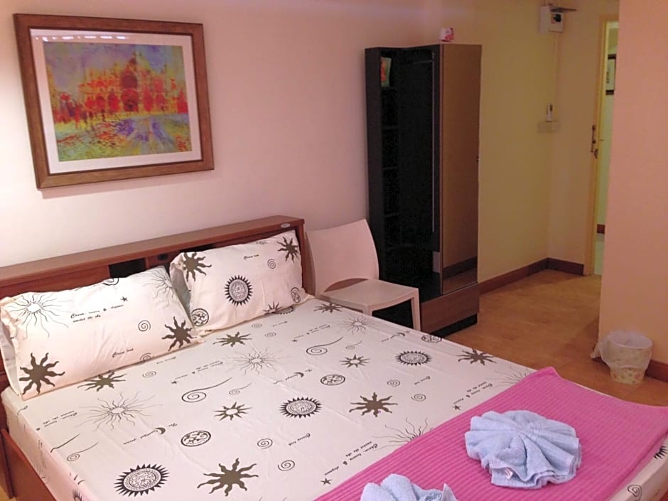 Photo 1 of 1 of Supatara Place 2