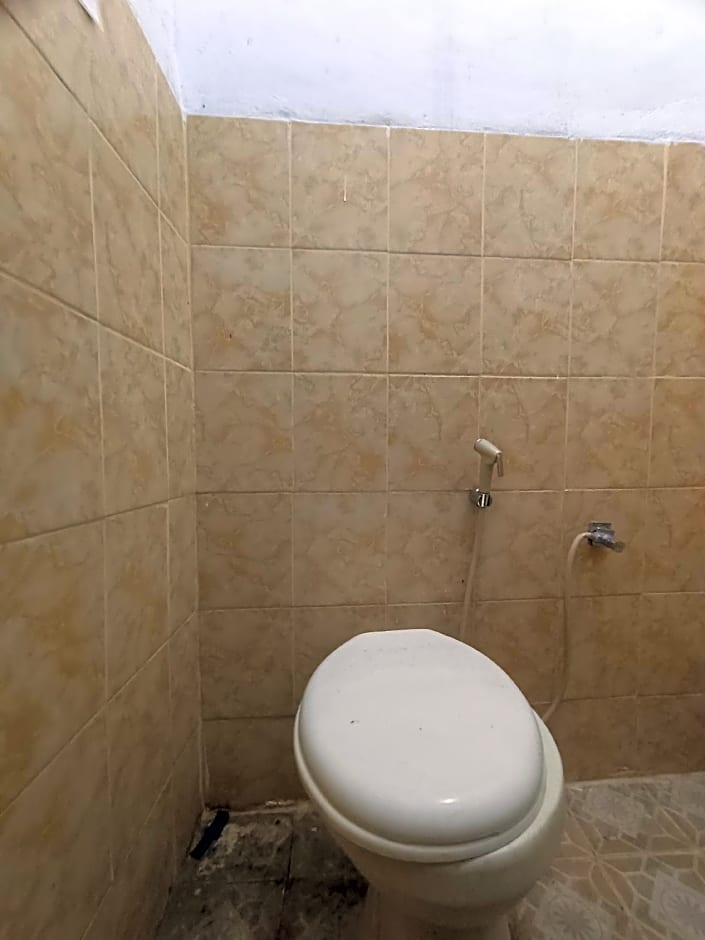 SPOT ON 92498 Fanni Homestay