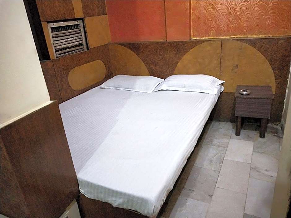 Mahesh Hotel – Delhi, NY