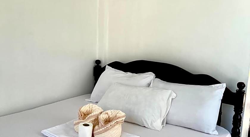 KMJ SUITES