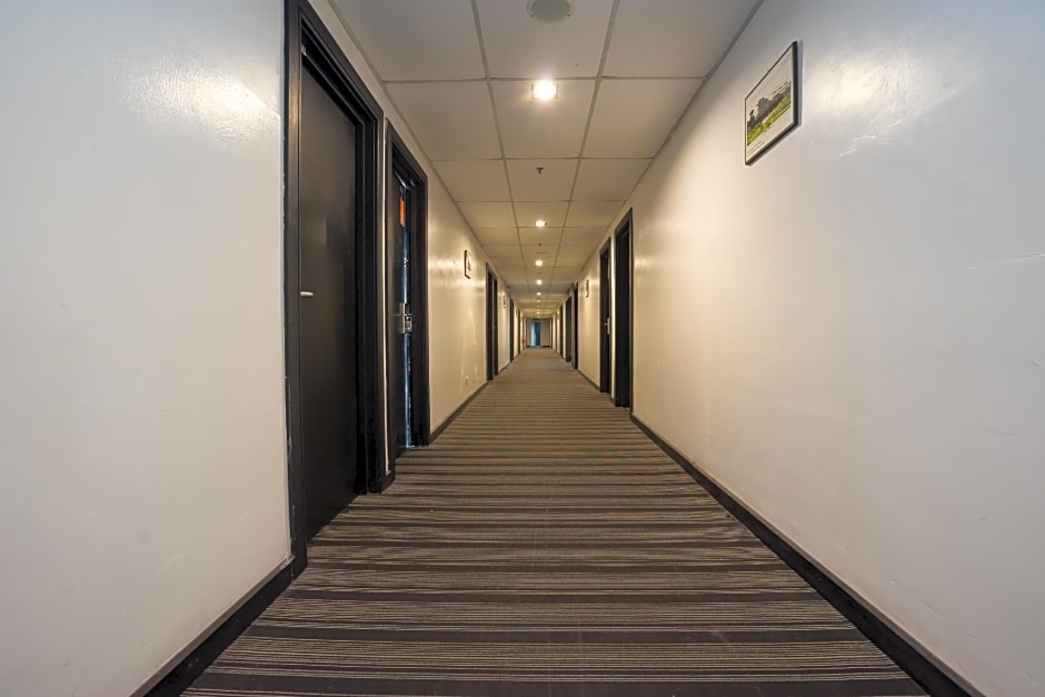 Capital O Ridel Hotel Kota Bharu