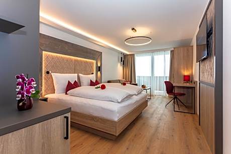 Deluxe Double Room with Balcony