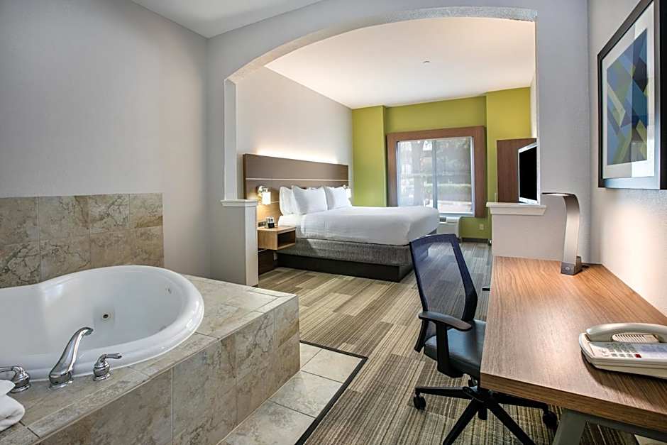 Holiday Inn Express Hotel & Suites Dallas - Grand Prairie I-20 By IHG