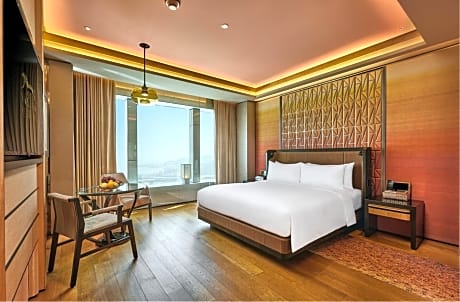 Resort King Premier View Room