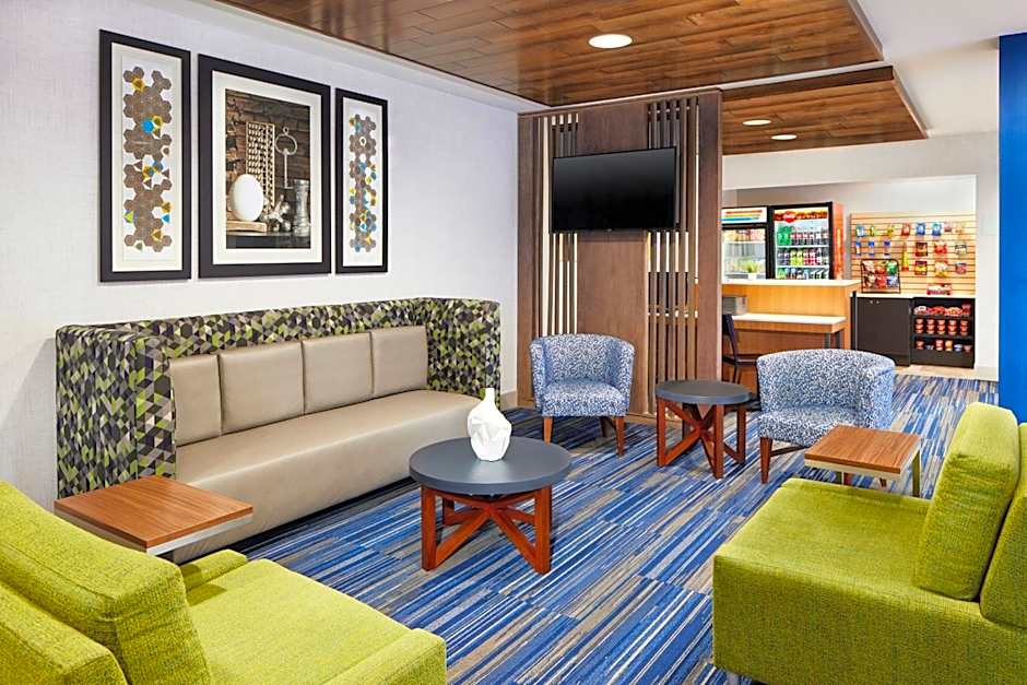 Holiday Inn Express Hotel & Suites Salem By IHG