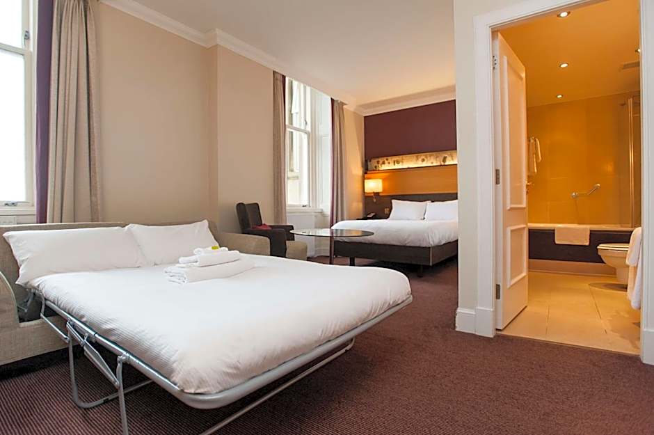 DoubleTree By Hilton Dunblane Hydro