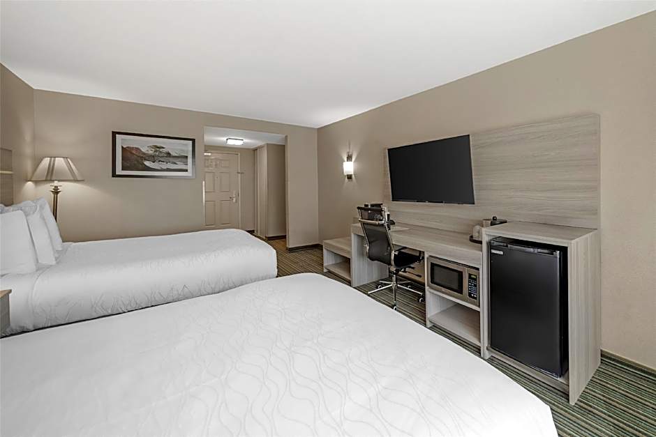 Best Western Plus Twin View Inn & Suites