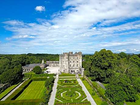 Kilkea Castle