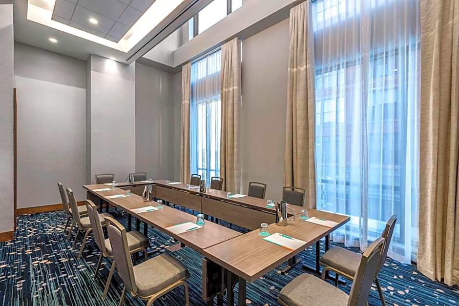 Le Meridien Denver Downtown