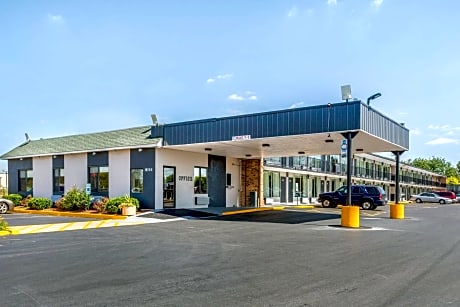 Econo Lodge Shorewood/Joliet