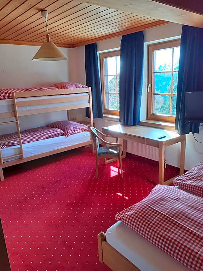 Steinerhaus Berggasthof