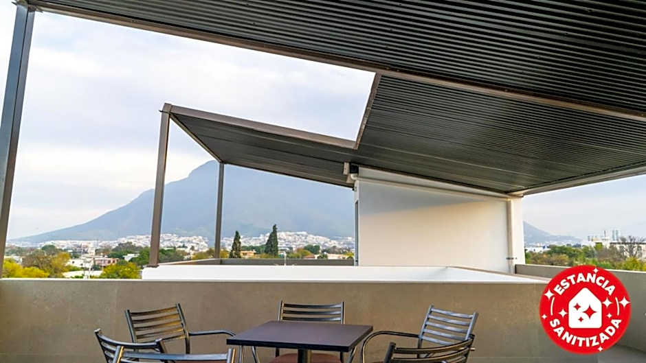 ECONOSUITES FUNDIDORA