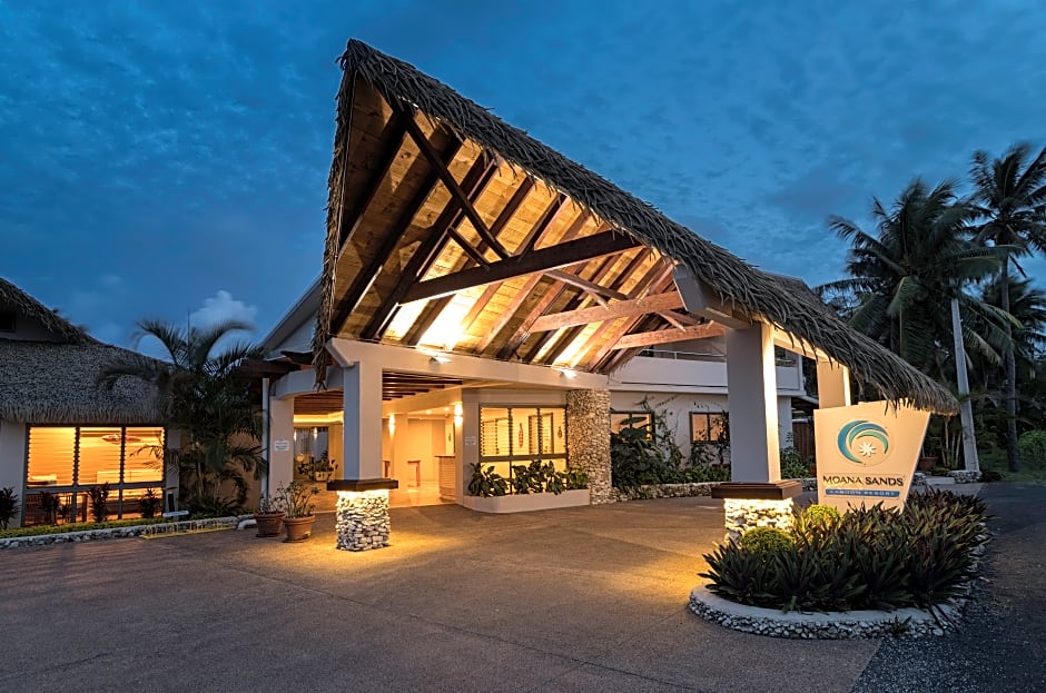 Moana Sands Lagoon Resort