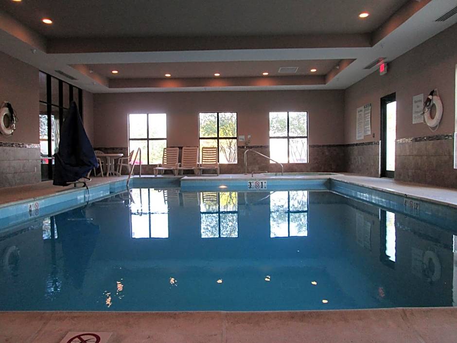 Holiday Inn Express Cloverdale (Greencastle) by IHG