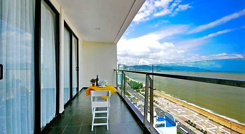 Holi Beach Hotel and Apartments