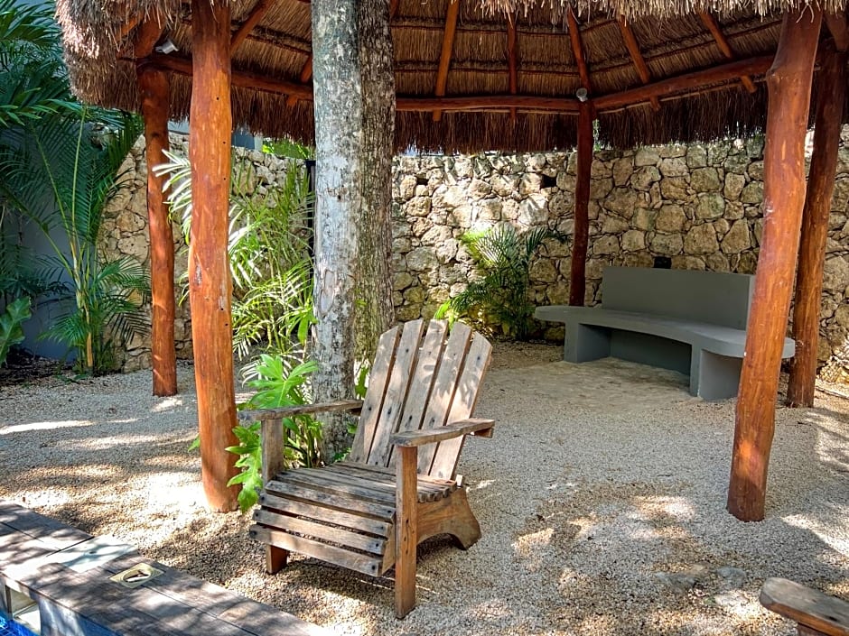 Kuun Tulum By Lockey