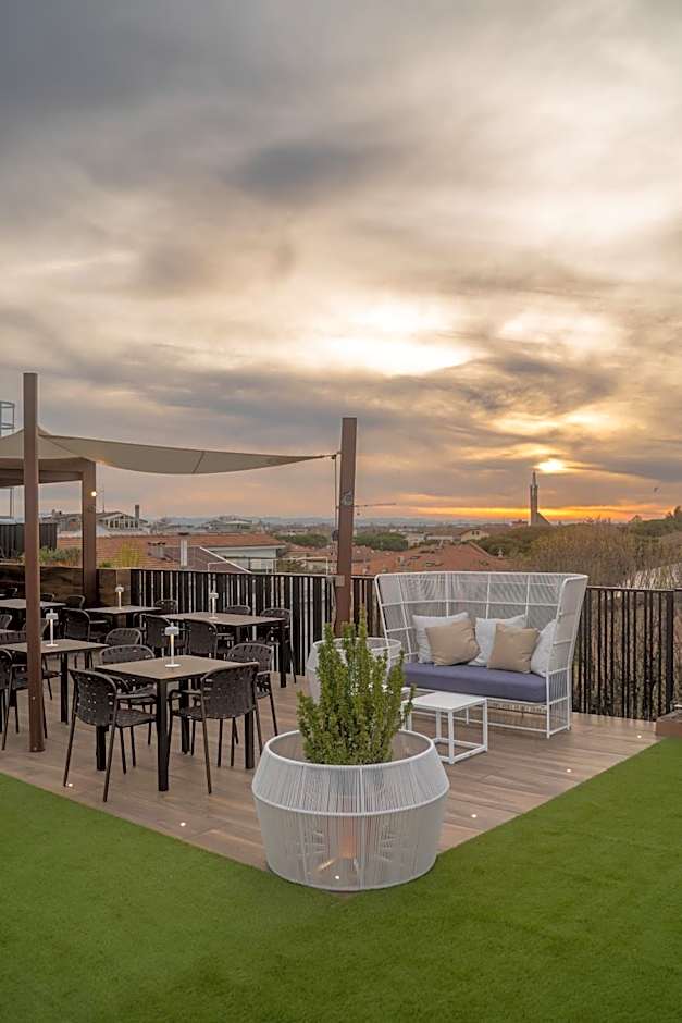 My Place Hotel