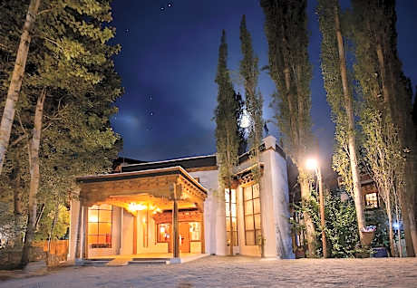 Lha Ri Sa Resort