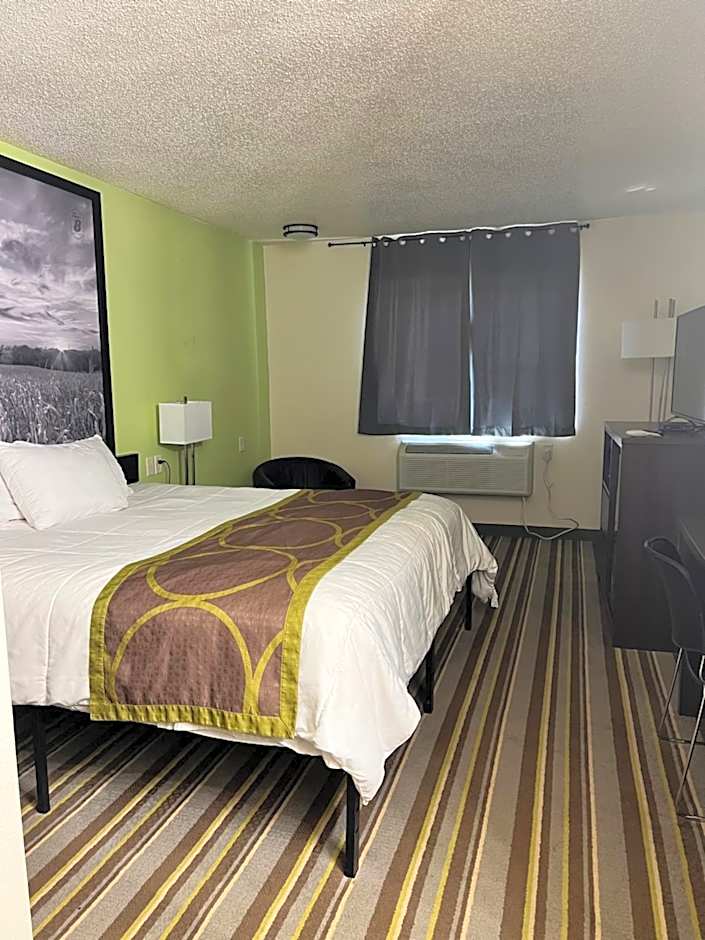 Super 8 by Wyndham Nebraska City