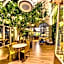Hotel Leo