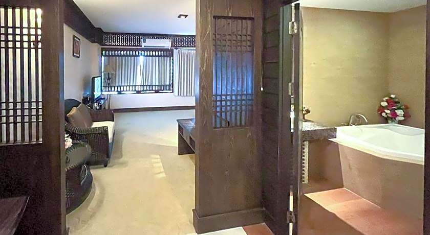 Ruean Phae Royal Park Phitsanulok