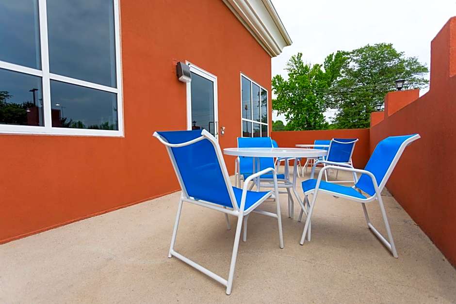 Holiday Inn Express Hotel & Suites Athens By IHG